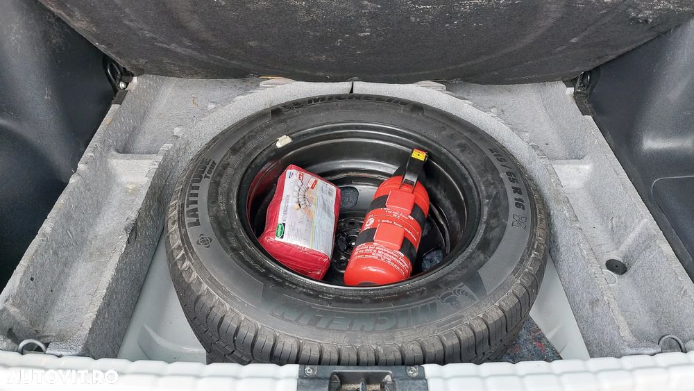 Dacia Duster dCi 110 FAP 4x4 Prestige - 12