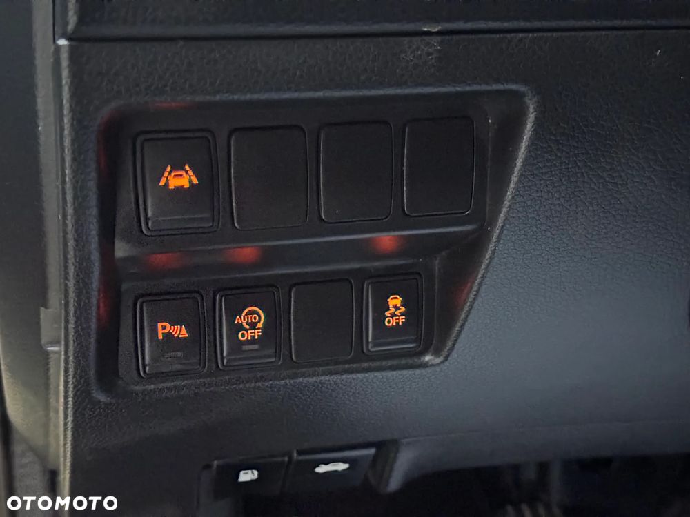 Nissan Qashqai 1.6 DIG-T TEKNA+ - 25