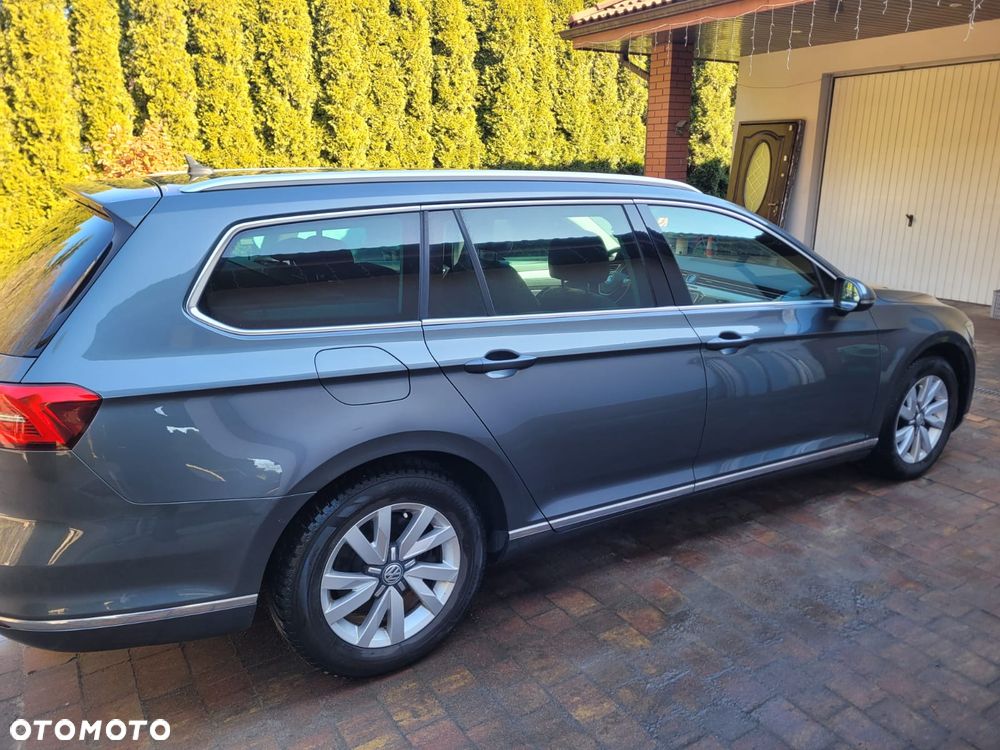 Volkswagen Passat Variant 2.0 TDI SCR DSG Comfortline - 6