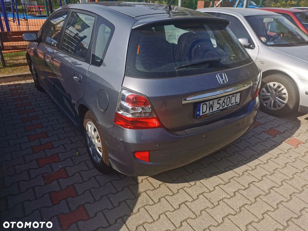 Honda Civic 2005 photo 2