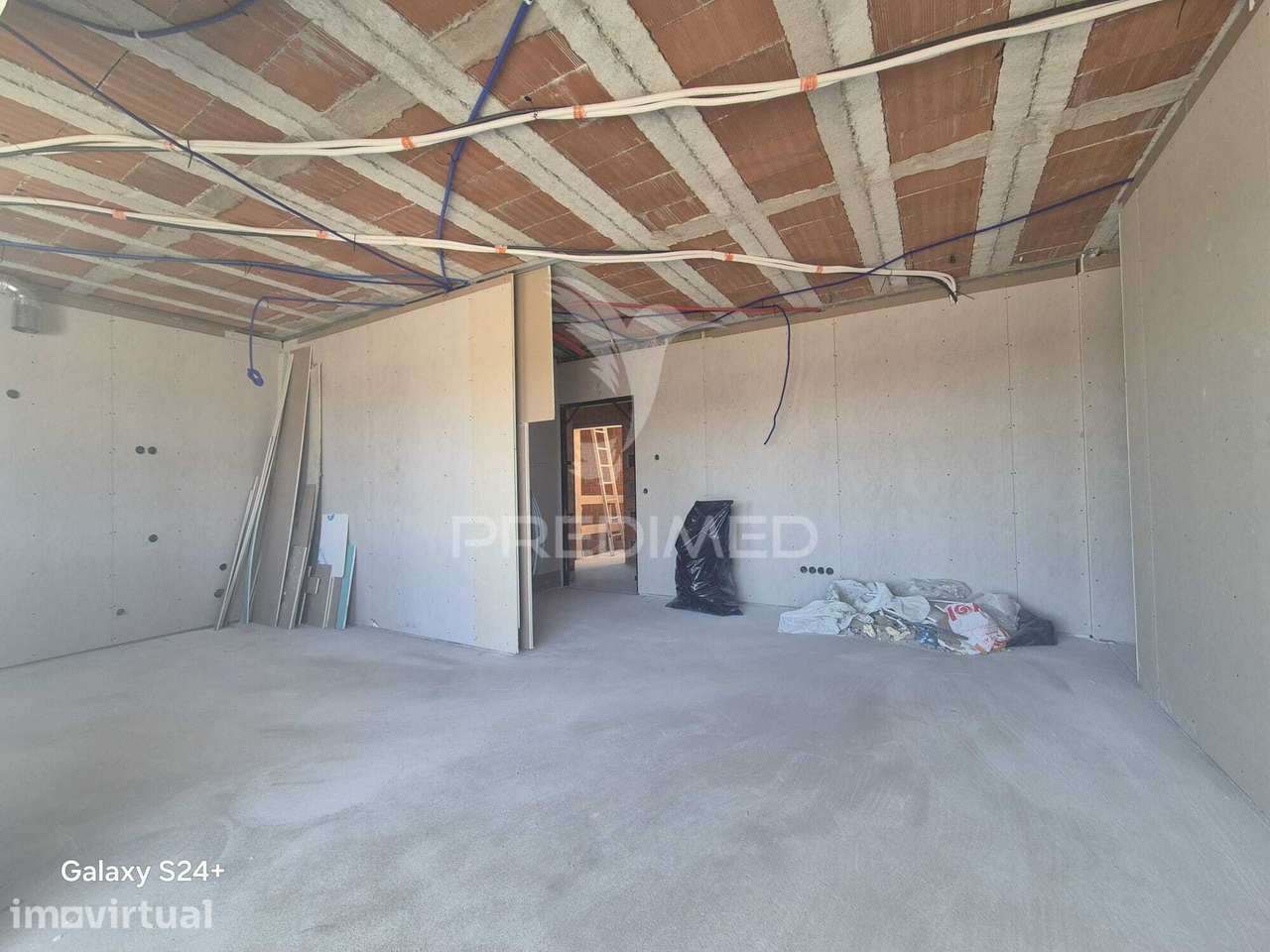 Apartamento T1 Novo – Frossos (Braga) - Grande imagem: 4/15