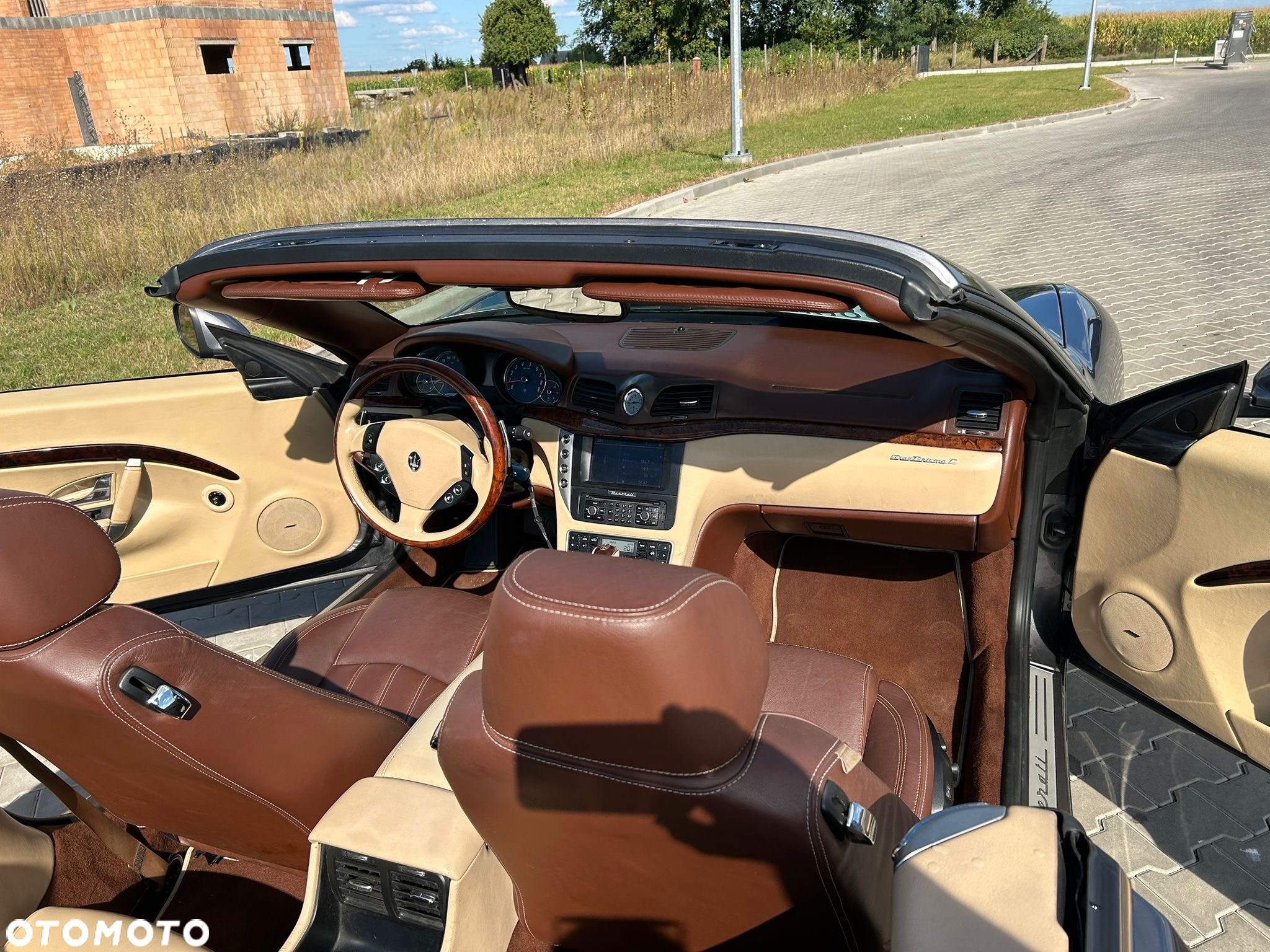 Maserati GranCabrio Sport - 14