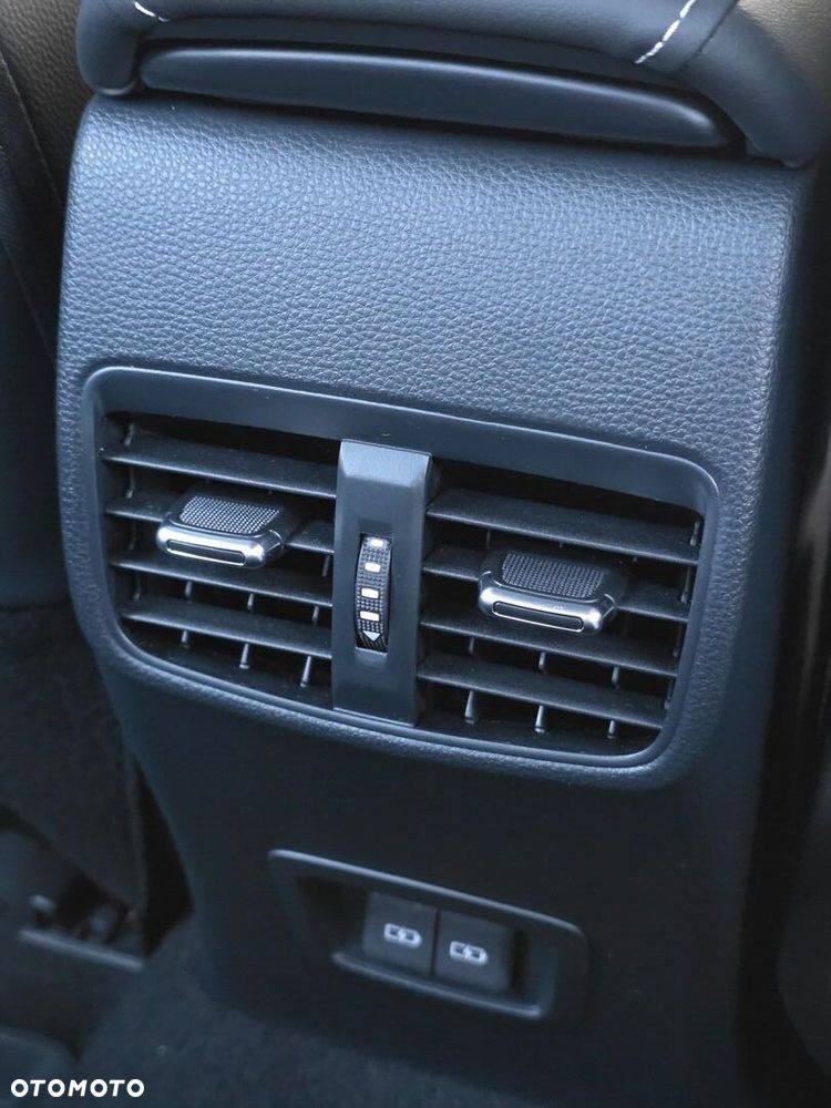 Toyota Corolla 1.8 Hybrid GR Sport - 24