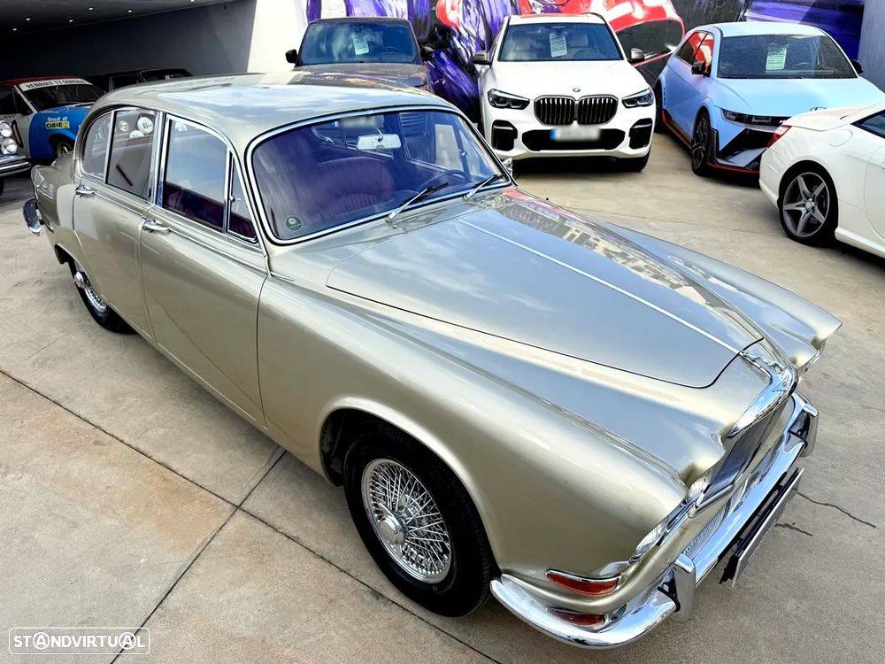 Jaguar 420G - 41