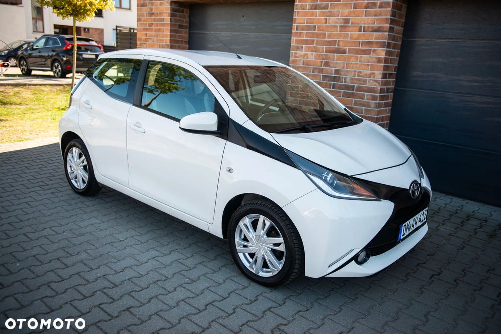 Toyota Aygo x-play Eco - 30