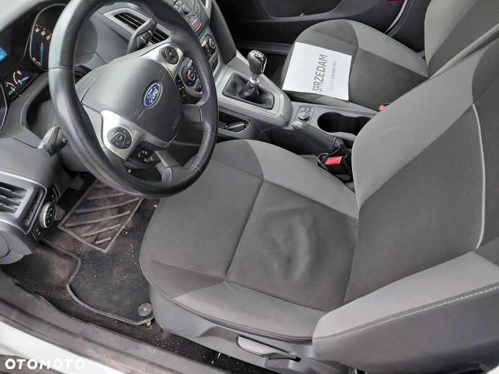 Ford Focus - 16