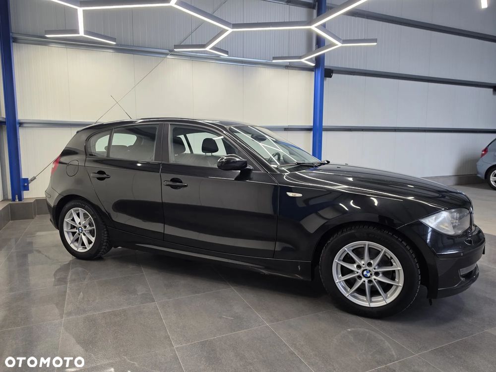 BMW Seria 1 120d DPF Edition Lifestyle - 9
