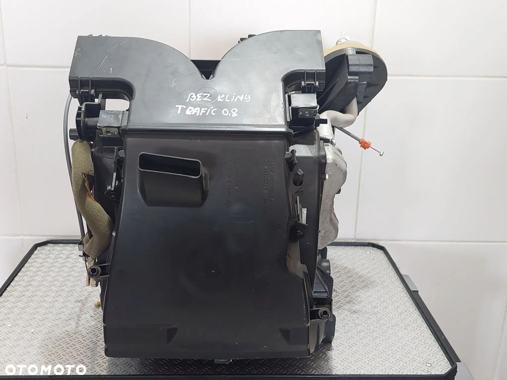 NAGRZEWNICA BEZ KLIMY RENAULT TRAFIC II 2 R2008 2,0 DCI NR 8200410468 - 1