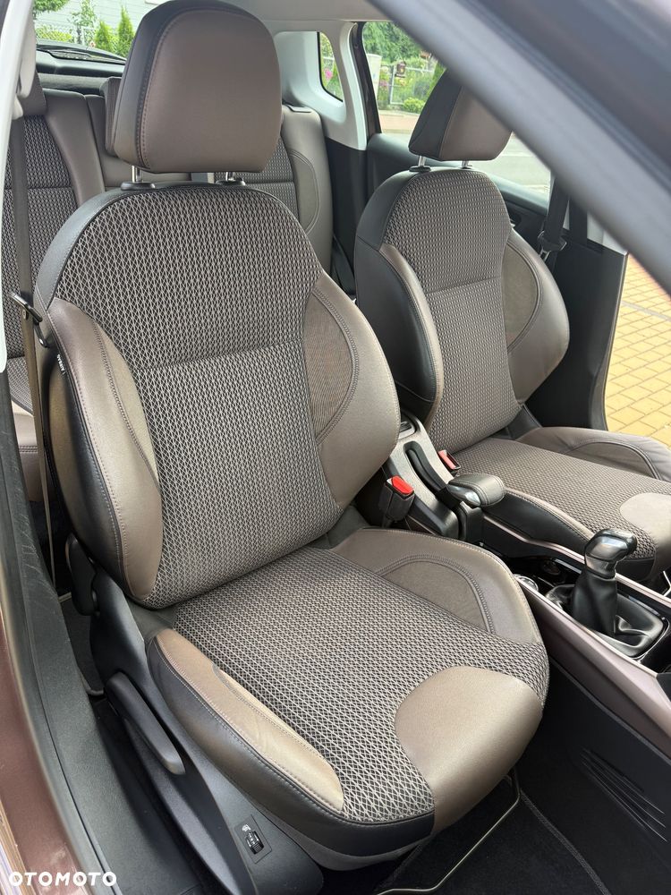 Peugeot 2008 e-HDi FAP 92 STOP & START Allure - 16