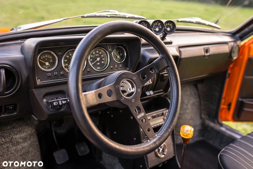 Skoda 105 - 6