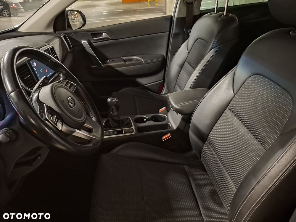 Kia Sportage 1.6 GDI L Business Line Plus 2WD - 12