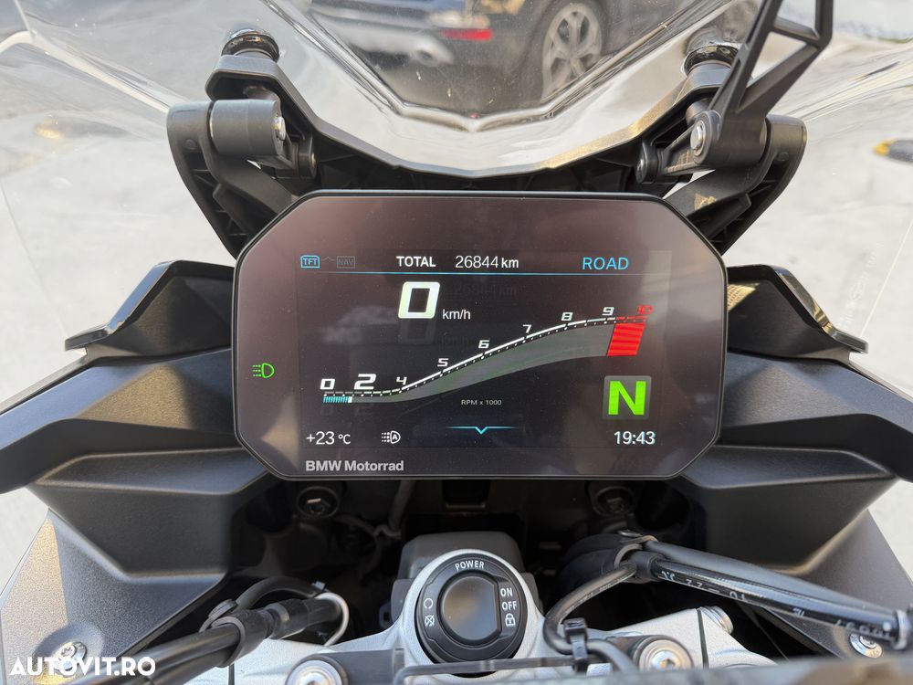 BMW F900XR - 5
