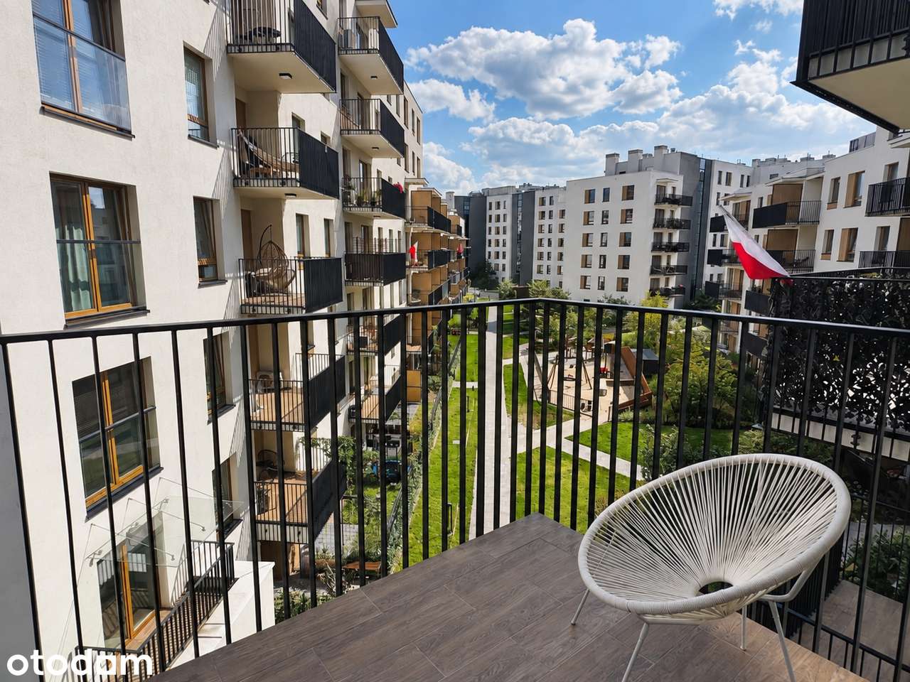 Nowoczesny apartament z balkonem | Wola Skwer | 42 m²