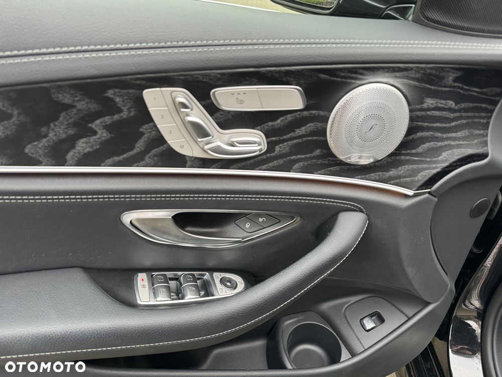 Mercedes-Benz Klasa E 220 d AMG - 23