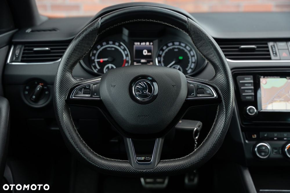 Skoda Octavia 2.0 TDI (Green tec) DSG RS - 31