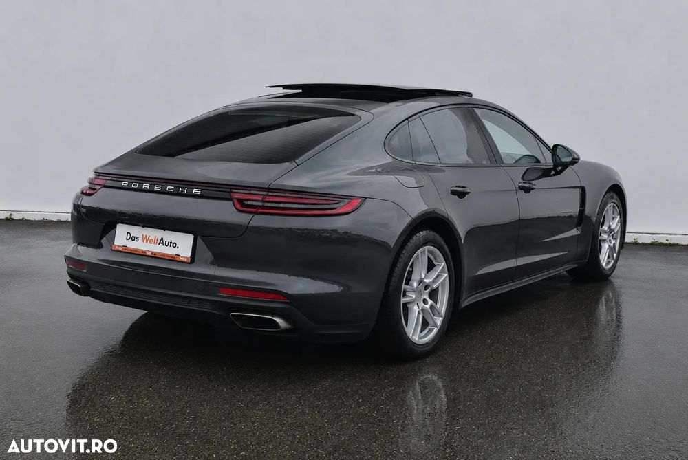 Porsche Panamera - 5
