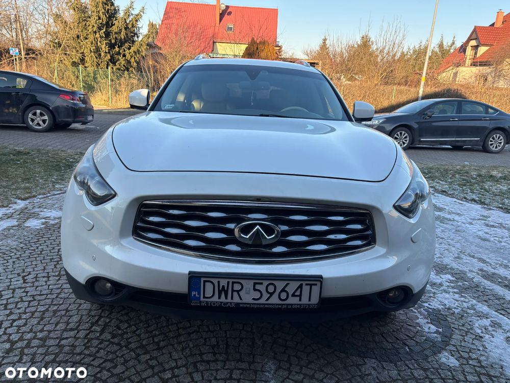 Infiniti FX FX30d GT Premium - 8