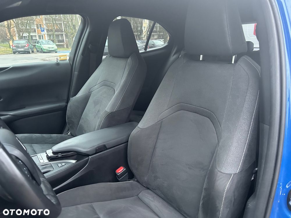 Lexus UX 250h GPF Business Edition 2WD - 9