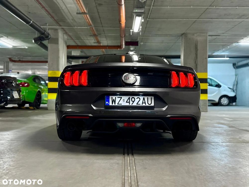 Ford Mustang 5.0 V8 GT - 33