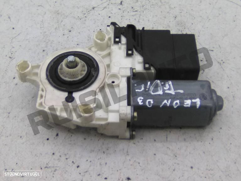 Motor Elevador Trás Direito Confort 1c095_9812a Seat Leon (1m) - 2