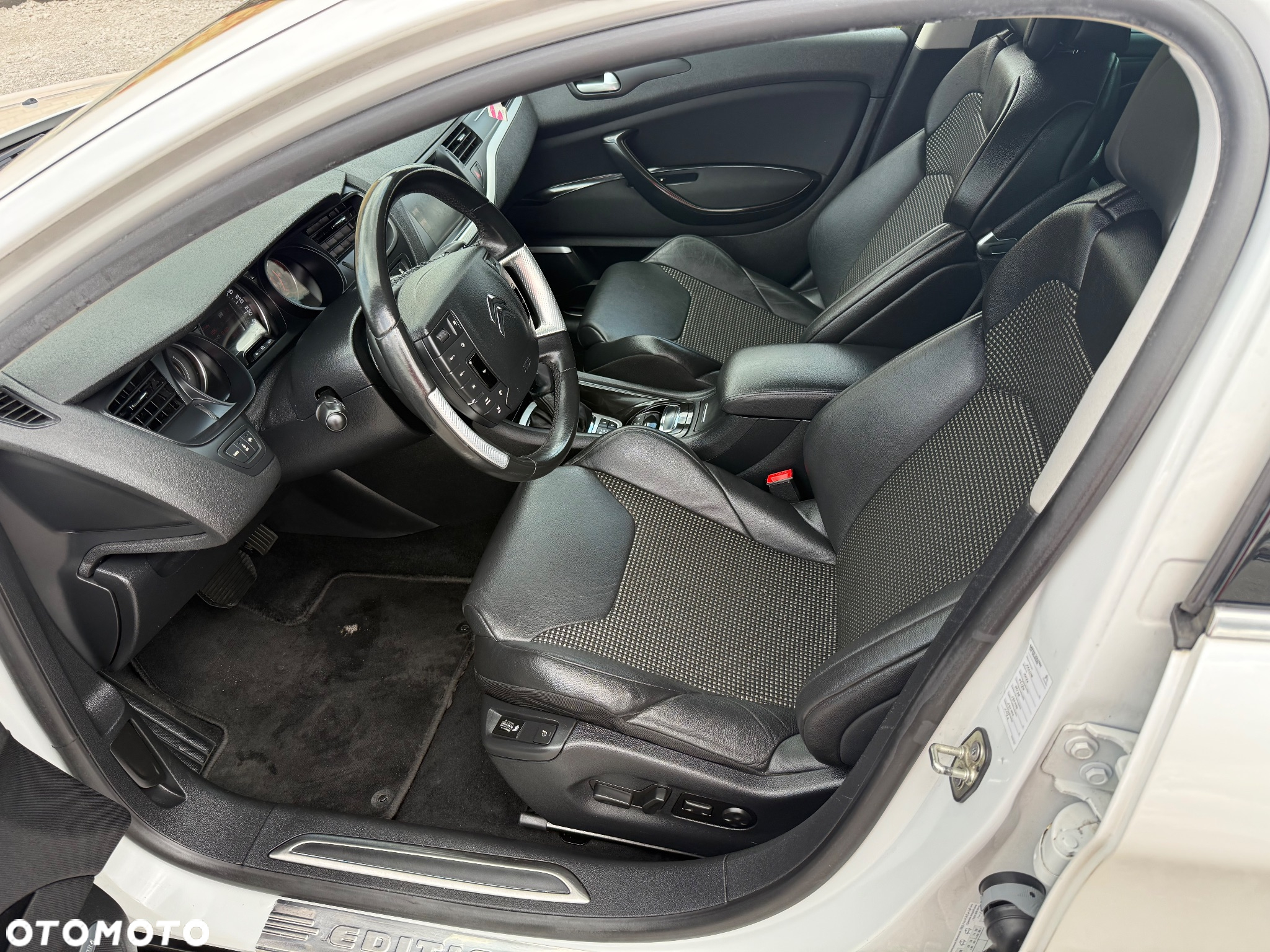 Citroën C5 Tourer BlueHDi 180 S&S EAT6 Cross Tourer - 16