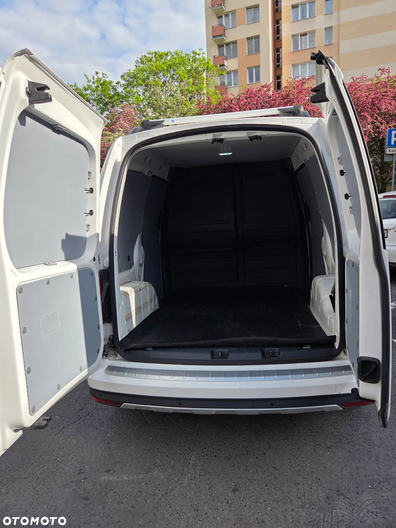Volkswagen Caddy 2.0 TDI Alltrack DSG - 11
