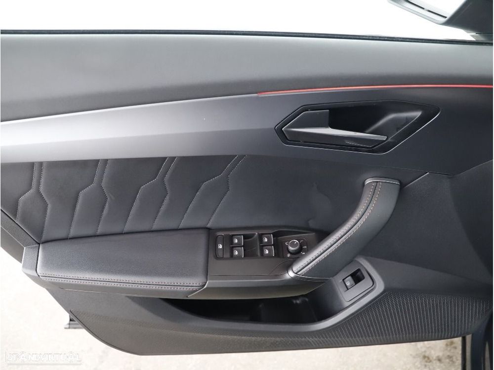 Cupra Formentor 1.4 e-Hybrid DSG - 38