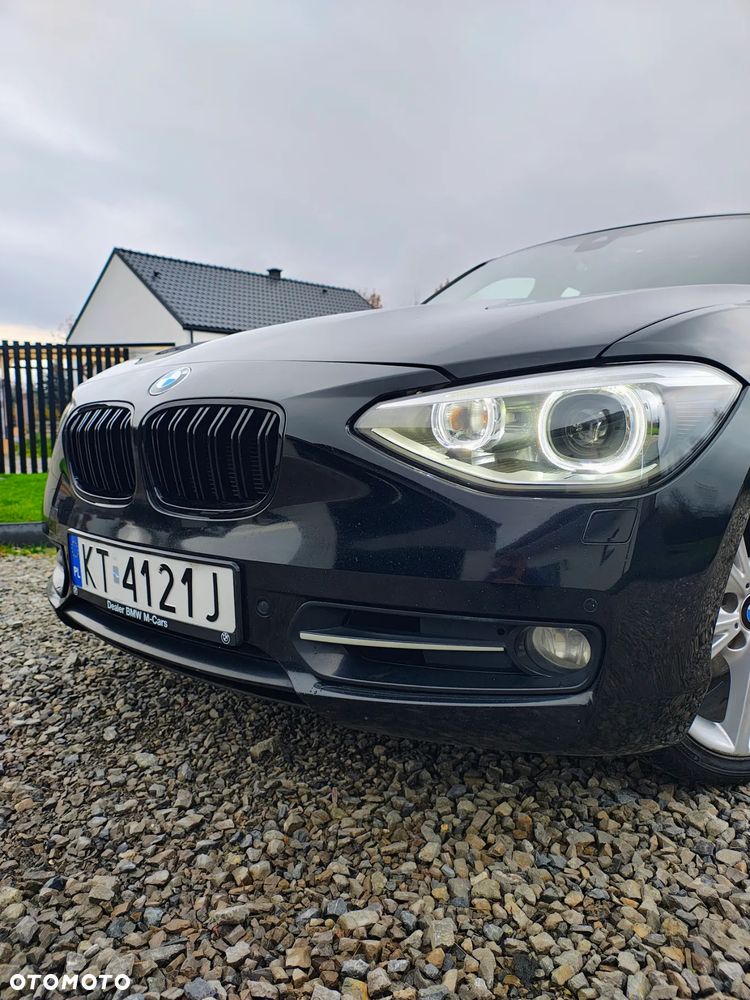 BMW Seria 1 120d Sport Line - 2