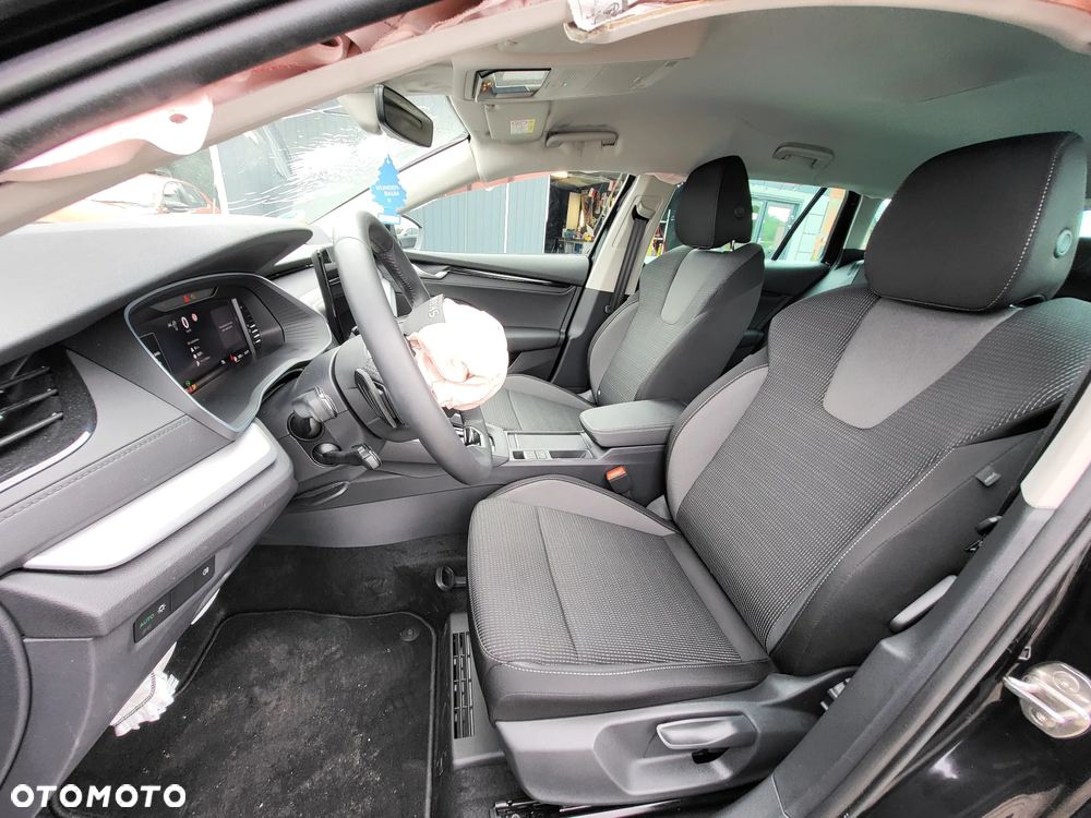 Skoda Octavia 1.5 TSI mHEV DSG Selection - 14