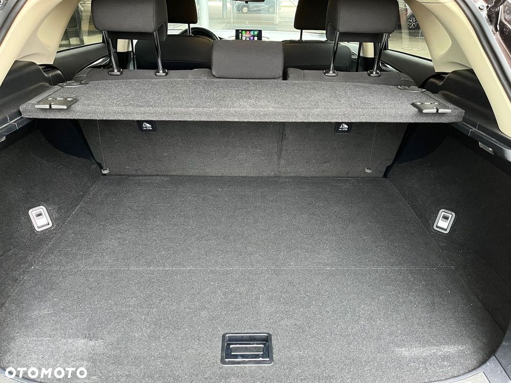 Lexus NX 300h Elite AWD - 32