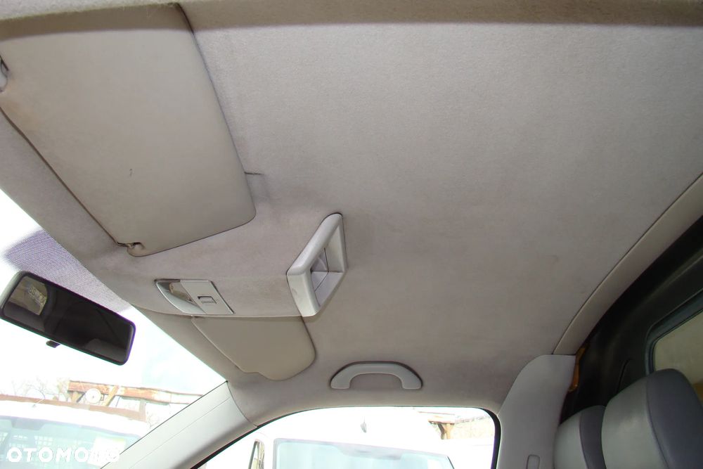 Volkswagen Transporter - 12