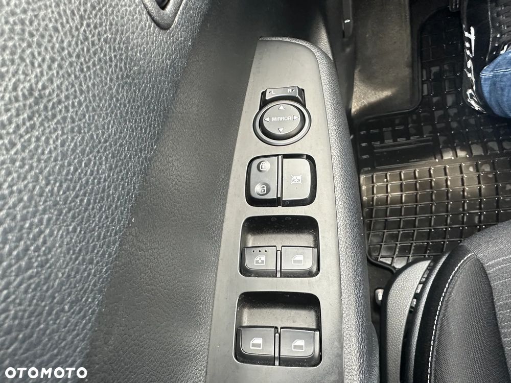 Kia Picanto 1.0 L - 9