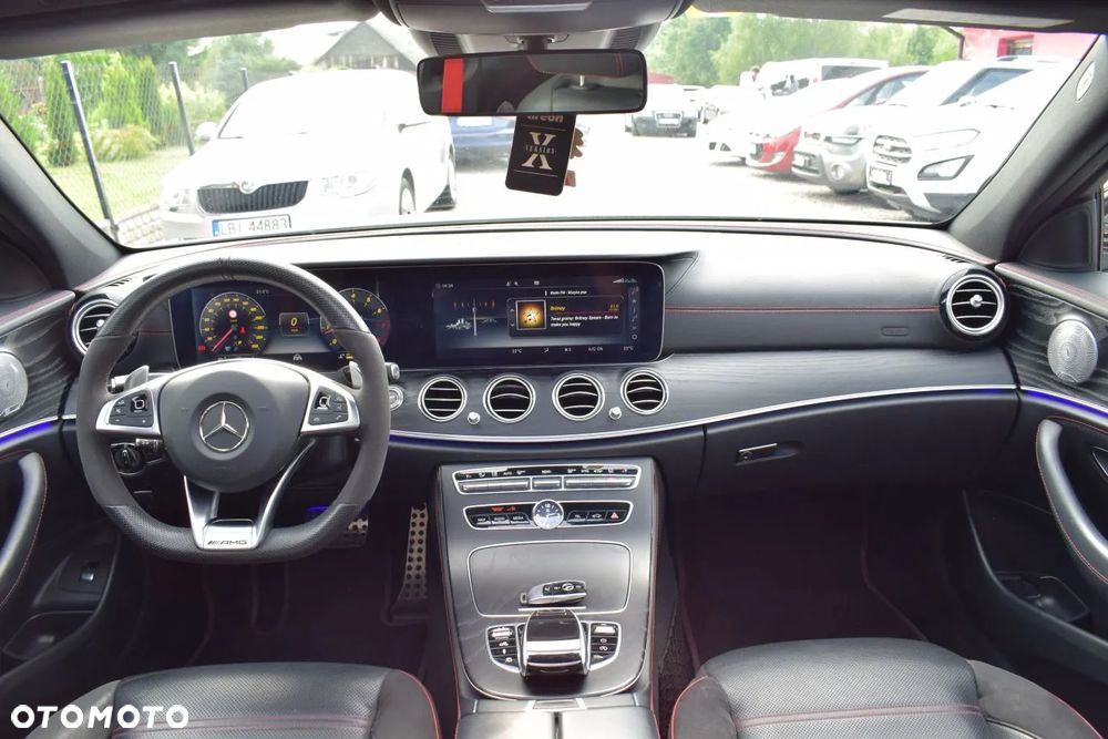 Mercedes-Benz Klasa E 43 AMG 4Matic 9G-TRONIC - 8