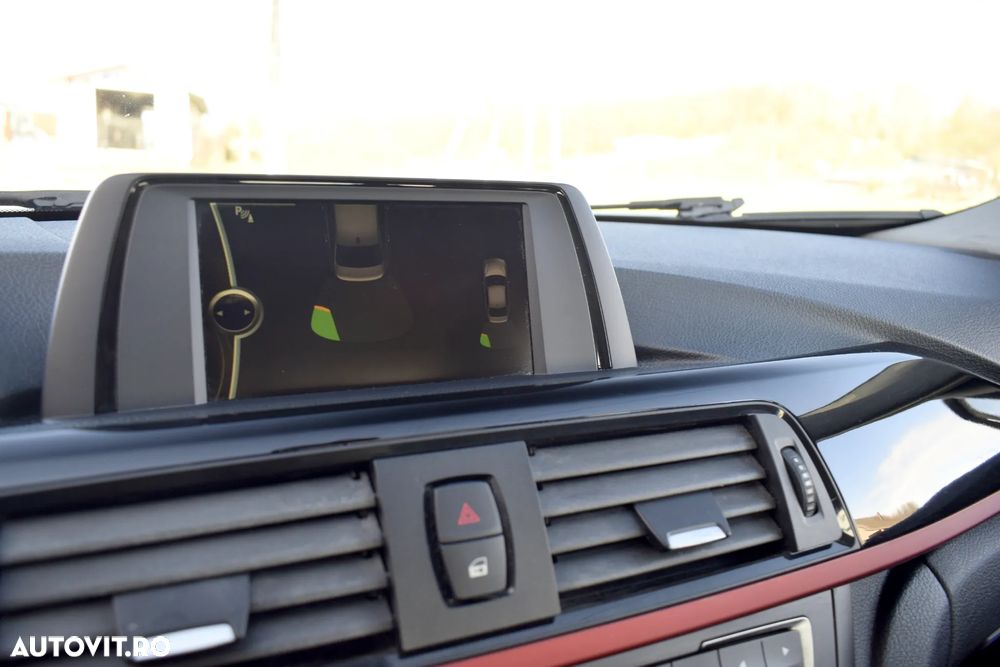 BMW Seria 3 318d DPF Aut. Edition Sport - 16