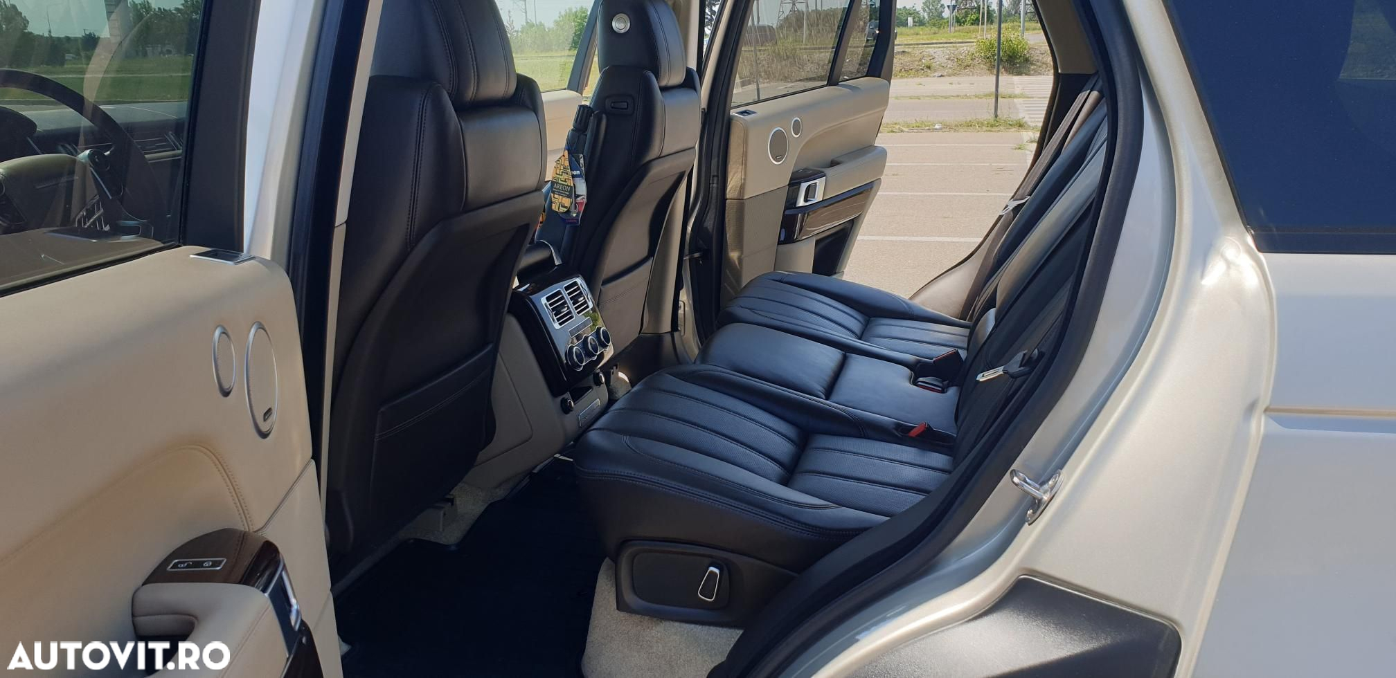 Land Rover Range Rover 3.0 I TDV6 Autobiography - 12