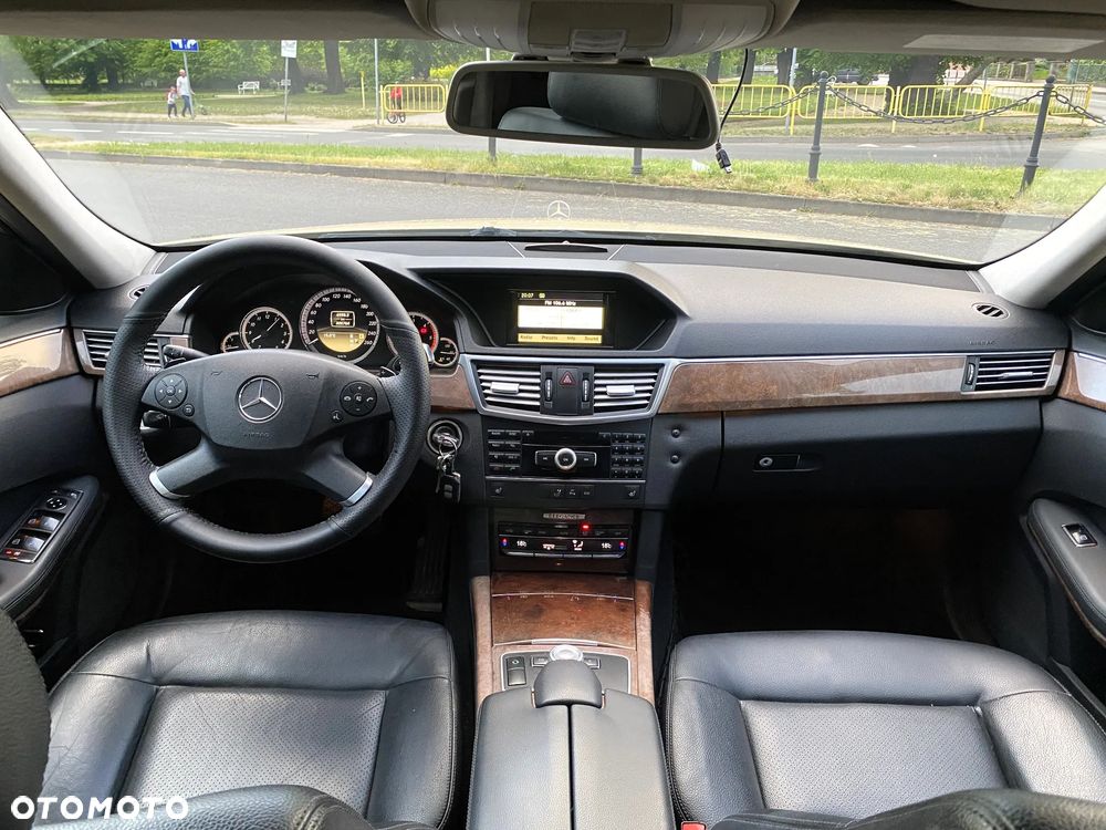 Mercedes-Benz Klasa E 200 BlueTEC 7G-TRONIC Elegance - 10