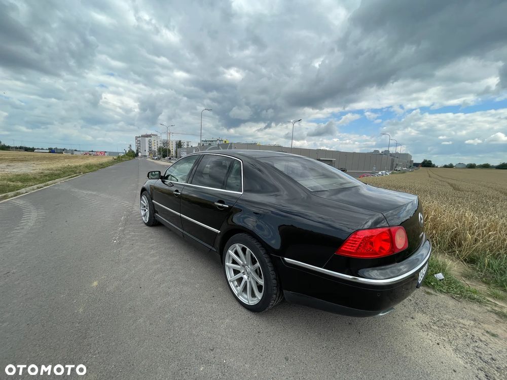Volkswagen Phaeton 4.2 V8 4Mot (5 os.) - 12