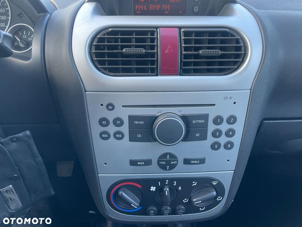 Opel Combo Tour Enjoy - 12