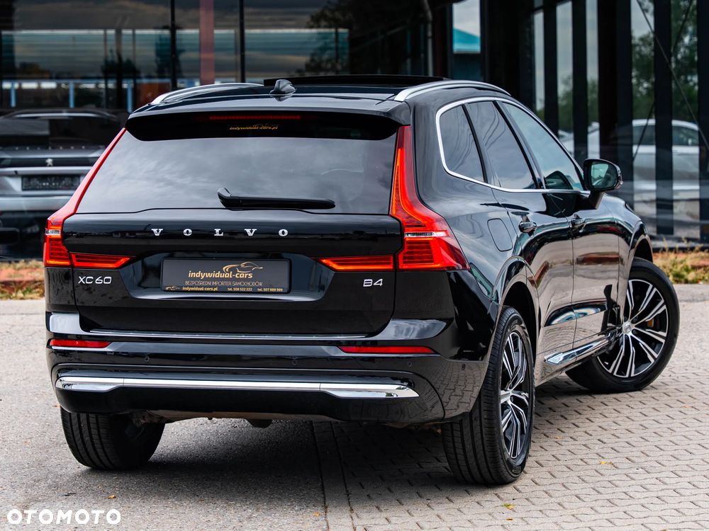Volvo XC 60 B4 D Plus Bright - 2