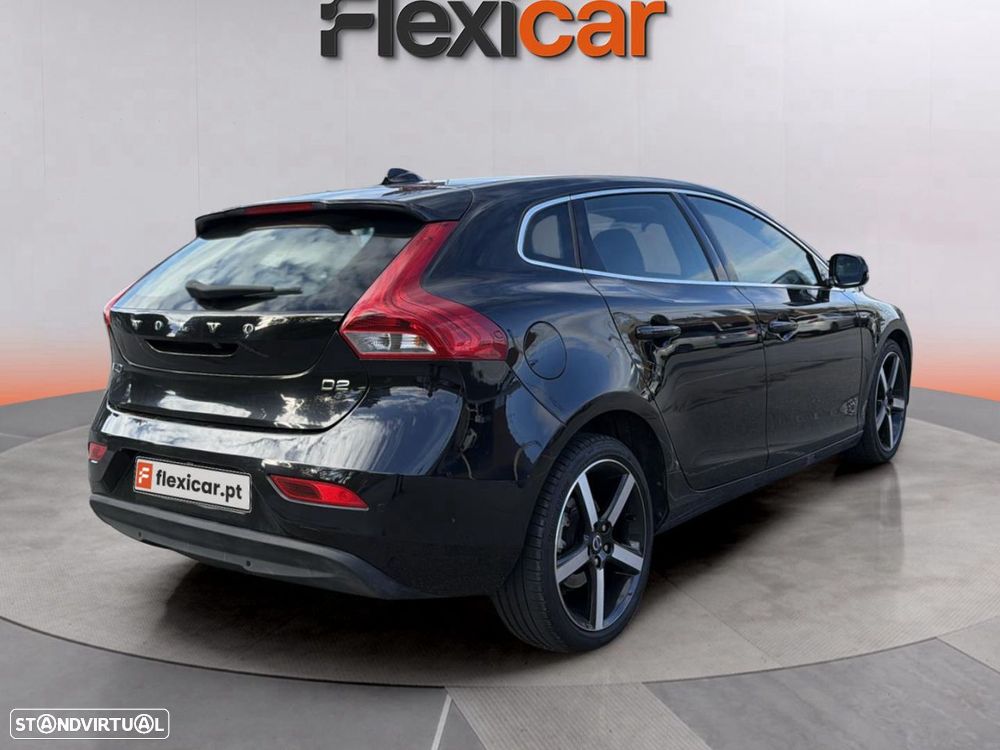 Volvo V40 1.6 D2 R-Design - 6