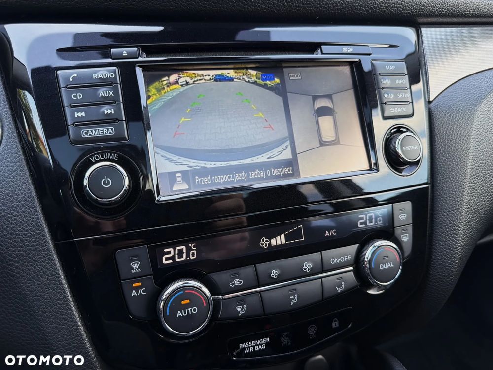 Nissan Qashqai 1.5 dCi N-Connecta - 26