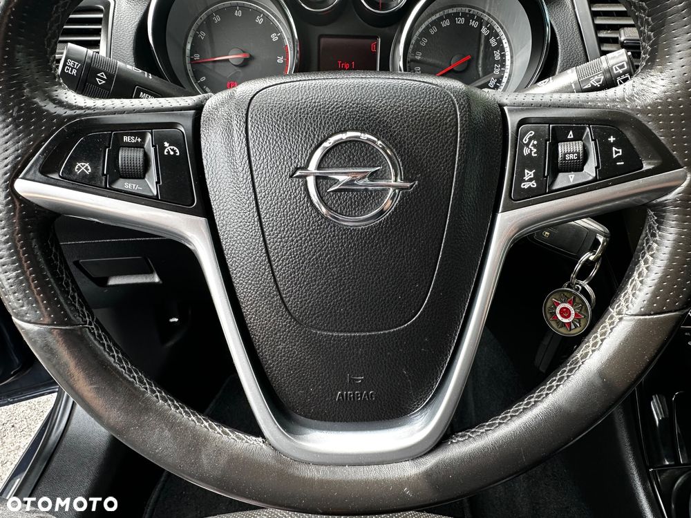 Opel Insignia 1.6 Turbo Cosmo - 23