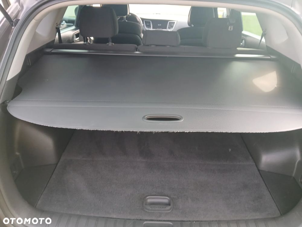 Hyundai Tucson blue 1.7 CRDi 2WD Passion - 16