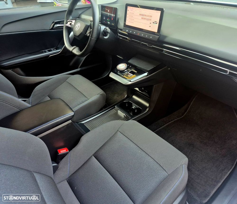 MG MG4 4 Standard - 26