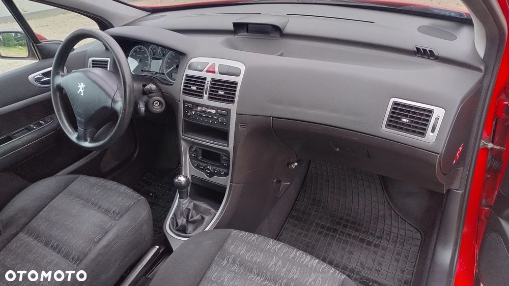 Peugeot 307 1.4 XR - 23