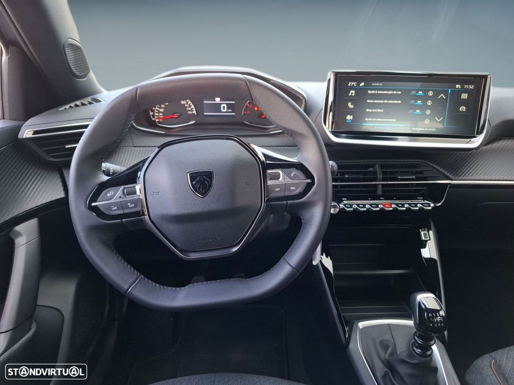 Peugeot 2008 1.2 Style — fotografia 17