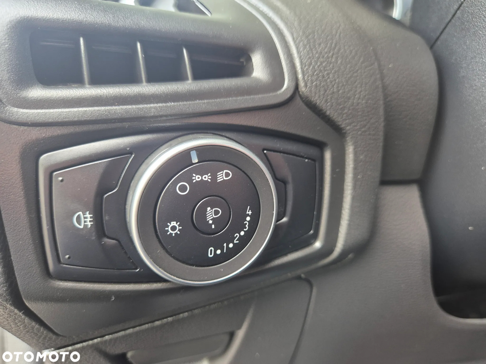 Ford Focus 1.0 EcoBoost Edition - 33