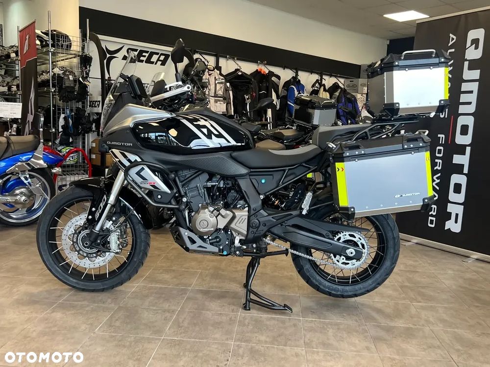 QJMOTOR SRT 600SX - 1