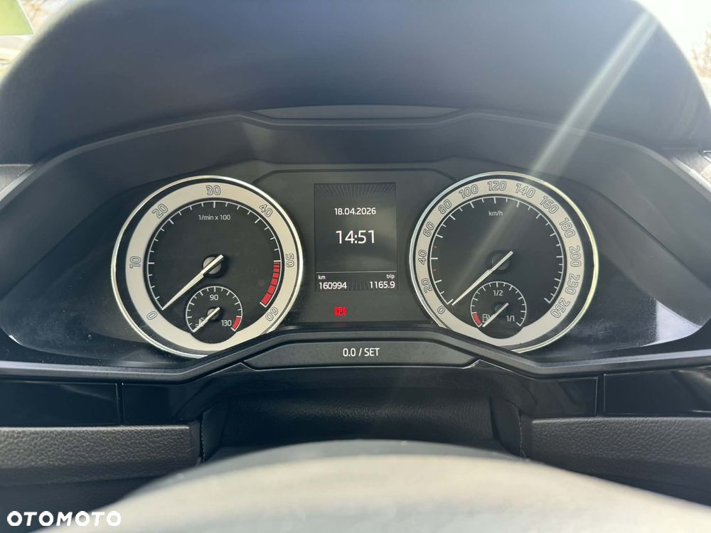 Skoda Superb 2.0 TDI L&K DSG - 3