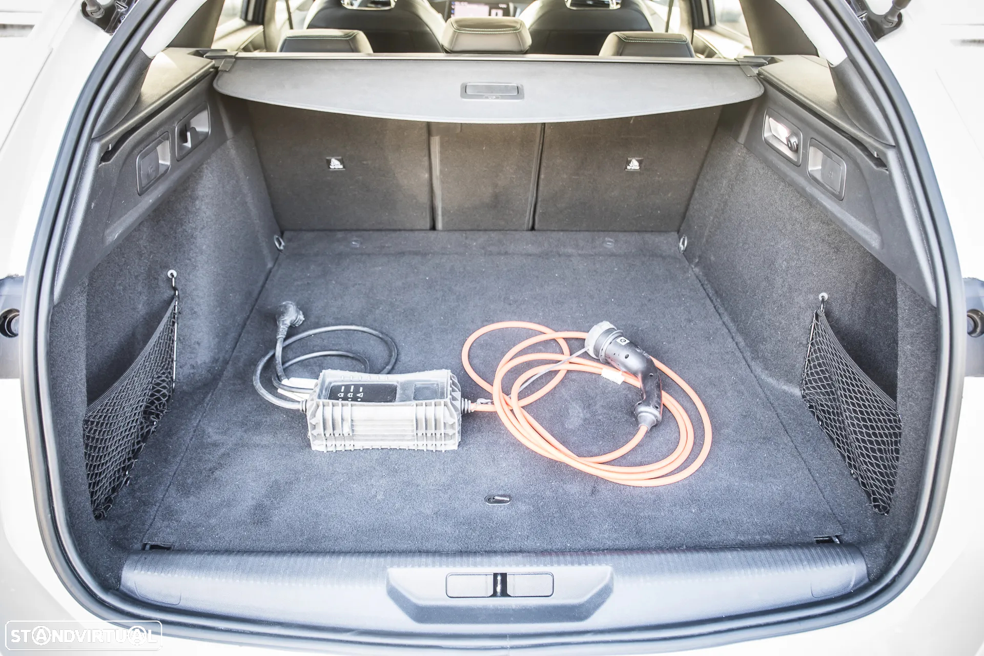 Peugeot 308 SW 1.6 Hybrid Allure Pack e-EAT8 - 22